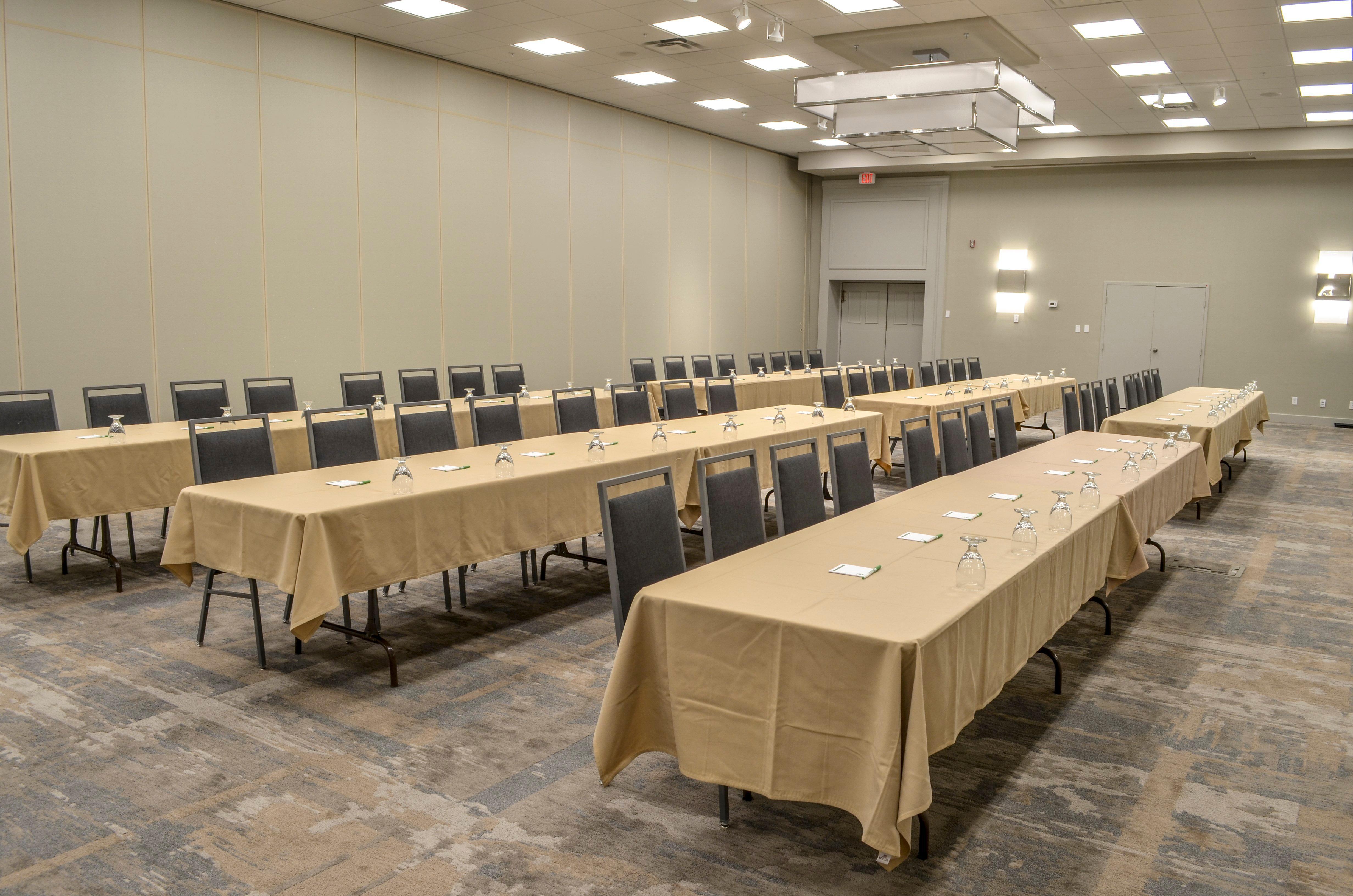 By Ihg Hotel Fargo